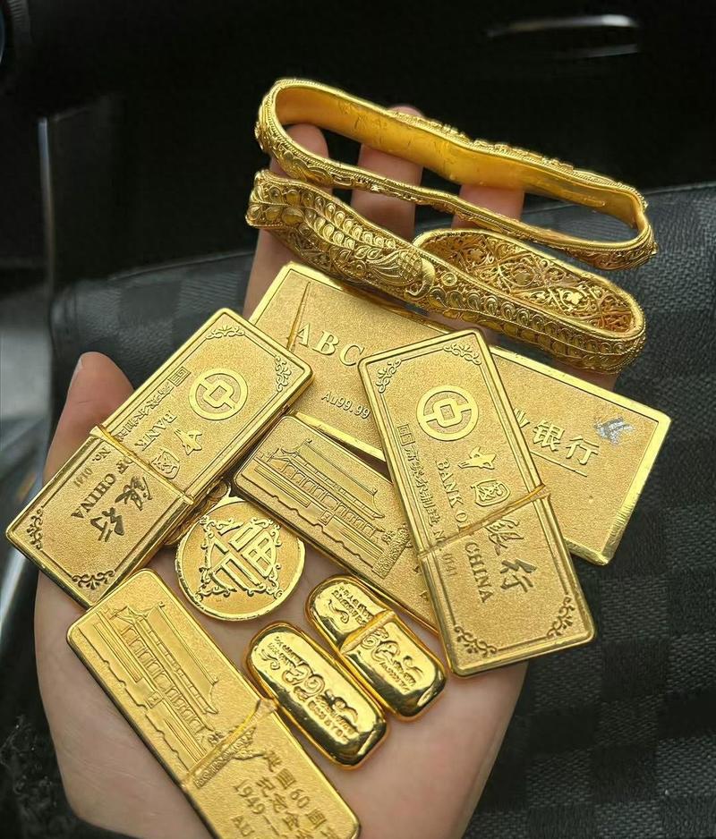 假黄金借“黄金热”泛滥：仿制知名品牌金条，线上招募代理，形成造假产业链