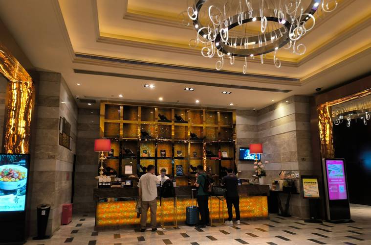 重庆酒店24小时退房制爆火：情绪价值如何击败行业惯例？